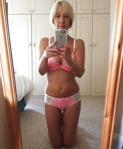 Portrait de Louise, cougar sexy pour rencontre téléphonique